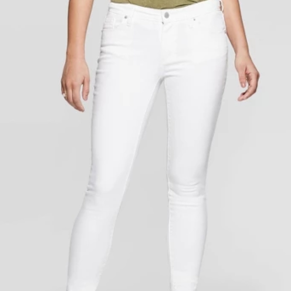 WHITE Mid-Rise Skinny Jeans 20W